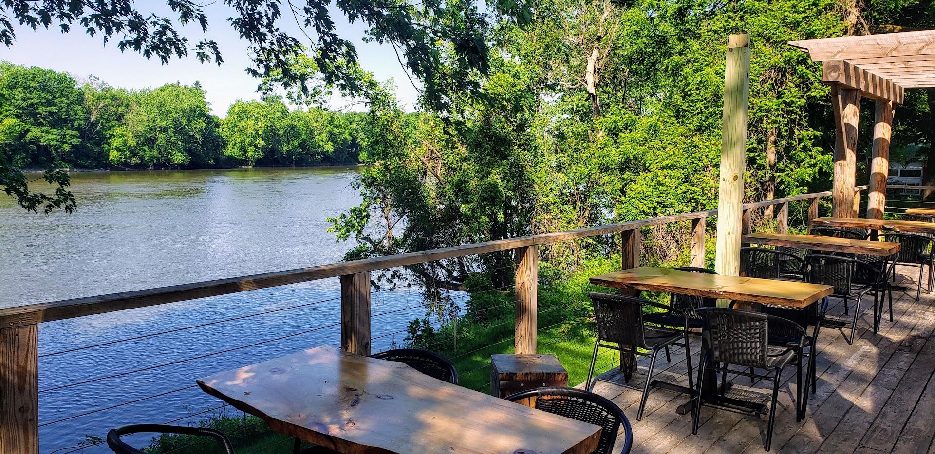 MJ's Bar and Restaurant